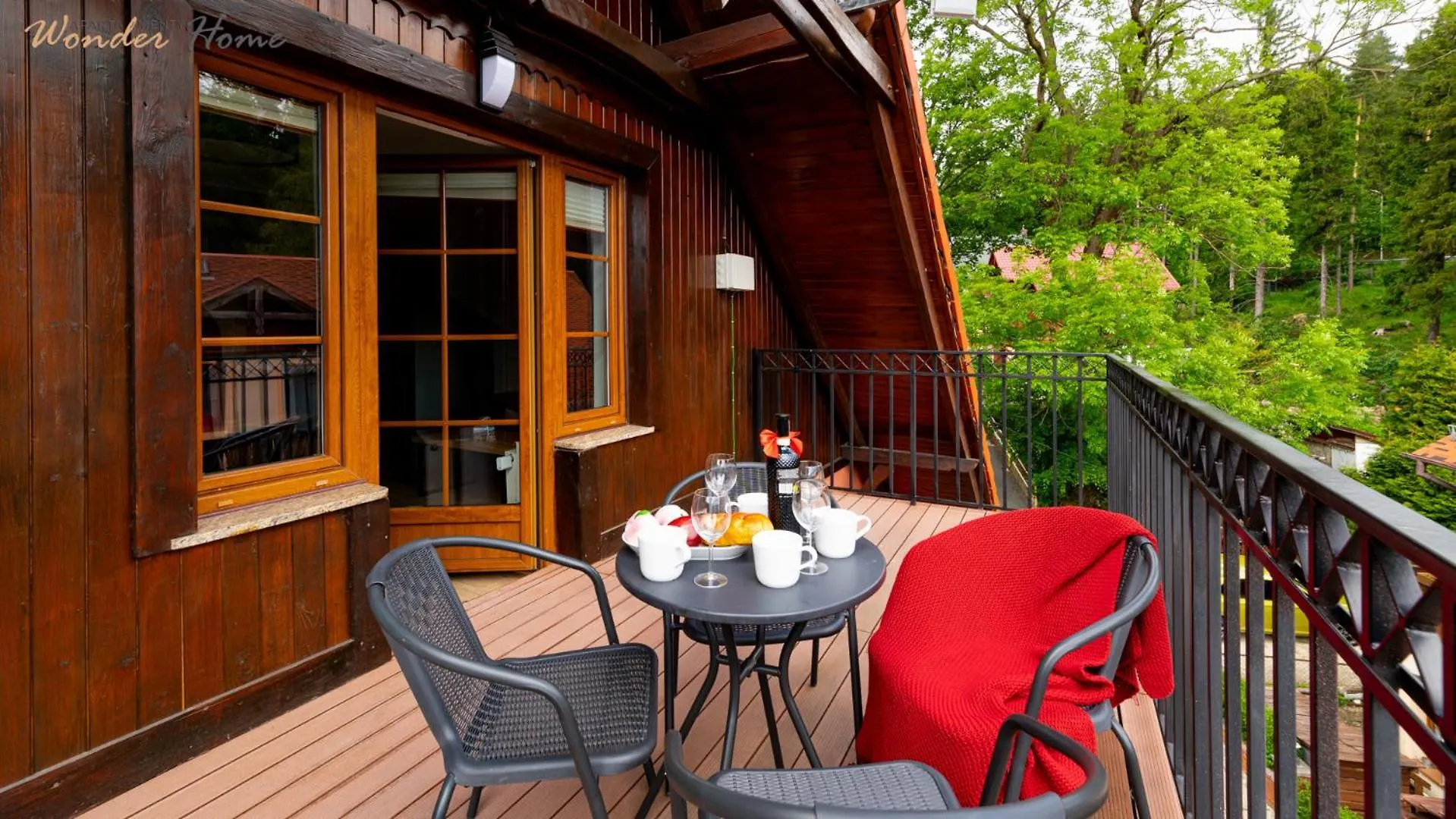 Wonder Home - Apartamenty Karkonosz Blisko Wyciagow Narciarskich, Szlakow I Restauracji Karpacz 0*,  Polska